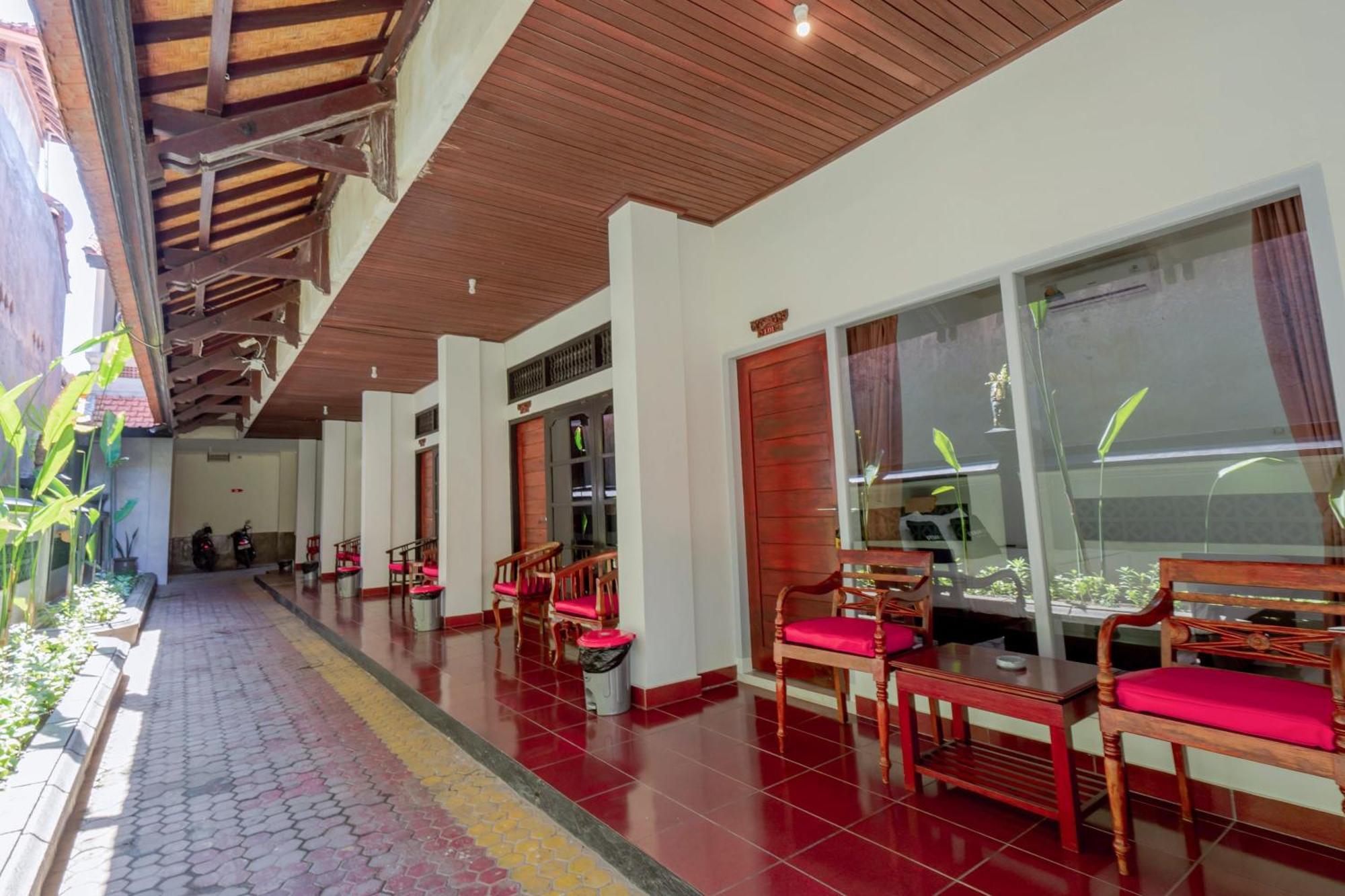 Urbanview Hotel Rasa Sayang Inn Tanjung Benoa Bali Kuta Selatan Exterior photo